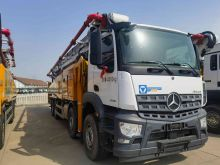 XCMG Factory 8*4 62m Second Hand Concrete Pump Truck HB62V with Mercedes-benz chassis Price